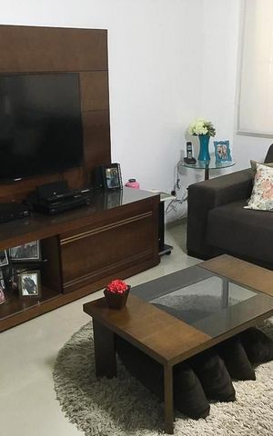 Casa à venda com 138m², 3 quartos e 3 vagasSala