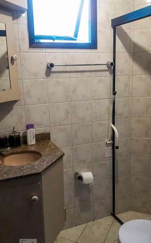Apartamento para alugar com 70m², 2 quartos e sem vaga Apartamento para alugar com 70m², 2 quartos e sem vagaBanheiro