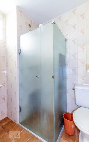 Apartamento à venda com 245m², 4 quartos e 2 vagas Apartamento à venda com 245m², 4 quartos e 2 vagasBanheiro 2