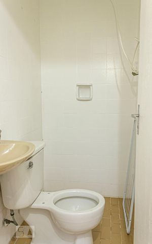 Apartamento à venda com 75m², 2 quartos e 1 vagaBanheiro