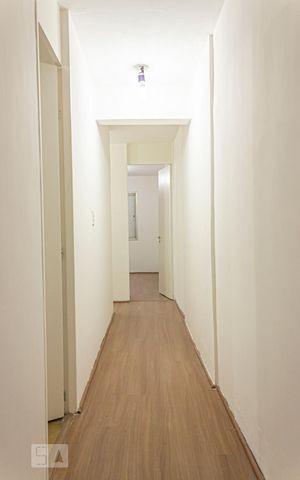 Apartamento à venda com 75m², 2 quartos e 1 vagaCorredor quartos