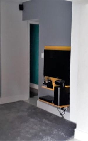 Apartamento à venda com 130m², 3 quartos e sem vaga Apartamento à venda com 130m², 3 quartos e sem vagaSala