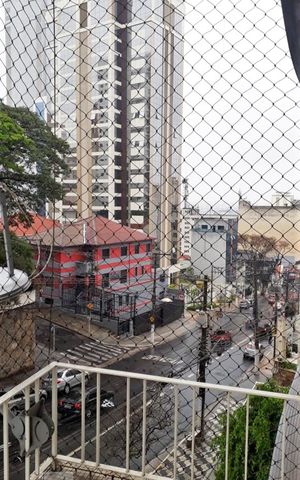 Apartamento à venda com 130m², 3 quartos e sem vaga Apartamento à venda com 130m², 3 quartos e sem vagaSacada