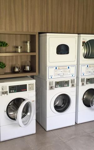 Studio à venda com 30m², 1 quarto e 1 vaga Studio à venda com 30m², 1 quarto e 1 vagaLavanderia
