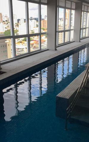 Studio à venda com 30m², 1 quarto e 1 vaga Studio à venda com 30m², 1 quarto e 1 vagaÁrea comum - Piscina coberta