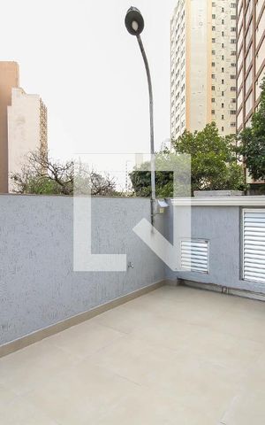 Casa à venda com 267m², 3 quartos e 4 vagas Casa à venda com 267m², 3 quartos e 4 vagasVaranda
