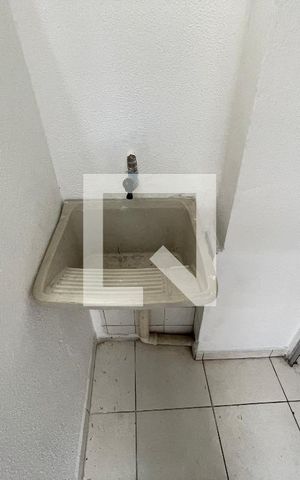 Casa para alugar com 20m², 1 quarto e sem vaga Casa para alugar com 20m², 1 quarto e sem vagaÁrea de Serviço