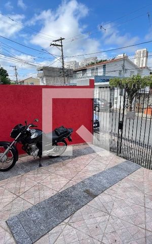 Casa para alugar com 20m², 1 quarto e sem vaga Casa para alugar com 20m², 1 quarto e sem vagaQuintal