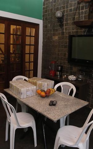 Casa à venda com 196m², 3 quartos e 1 vagaCopa