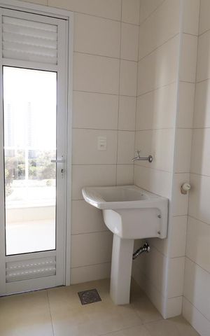 Apartamento para alugar com 80m², 3 quartos e 2 vagas Apartamento para alugar com 80m², 3 quartos e 2 vagasÁrea de Serviço