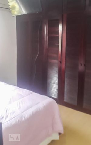Casa à venda com 235m², 3 quartos e 3 vagasQuarto