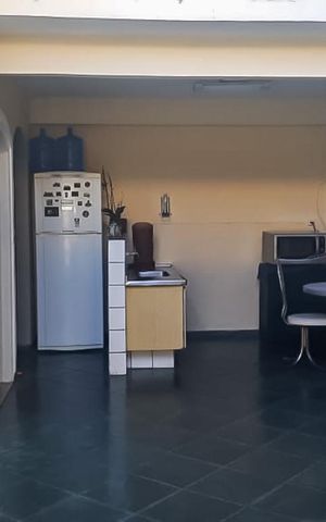 Casa à venda com 235m², 3 quartos e 3 vagasChurrasqueira