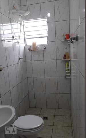 Casa à venda com 296m², 3 quartos e 4 vagas Casa à venda com 296m², 3 quartos e 4 vagasBanheiro Social