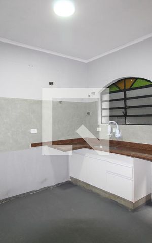 Casa à venda com 224m², 3 quartos e 3 vagas Casa à venda com 224m², 3 quartos e 3 vagasCozinha