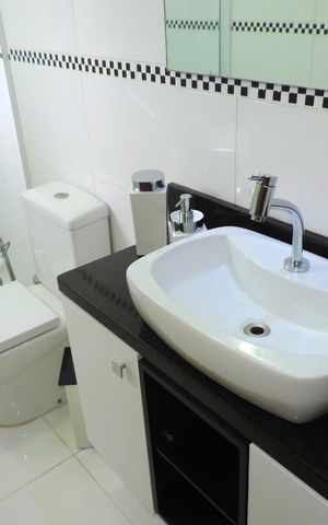 Apartamento para alugar com 70m², 2 quartos e sem vagaBanheiro - Torneira