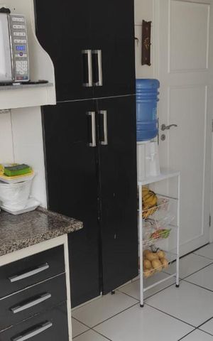 Casa à venda com 115m², 3 quartos e 3 vagascozinha