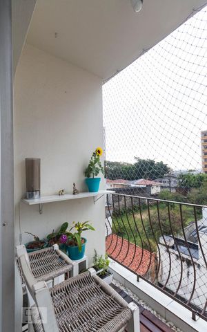 Apartamento à venda com 60m², 1 quarto e 1 vagavaranda
