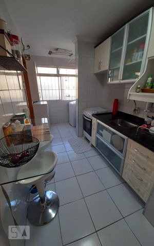 Apartamento para alugar com 51m², 2 quartos e sem vaga Apartamento para alugar com 51m², 2 quartos e sem vagaCozinha/ Área de Serviço
