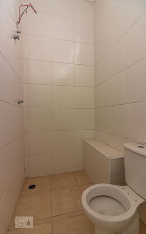 Casa de condomínio à venda com 80m², 2 quartos e 2 vagasBanheiro