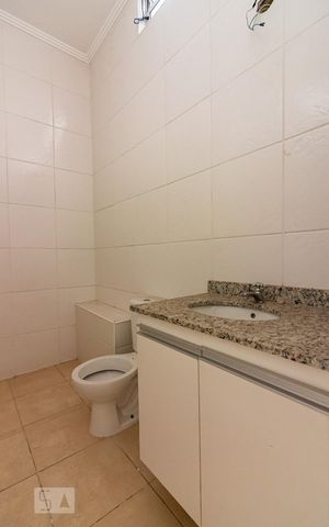 Casa de condomínio à venda com 80m², 2 quartos e 2 vagasBanheiro