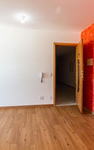 Apartamento para alugar com 45m², 2 quartos e 2 vagasSala