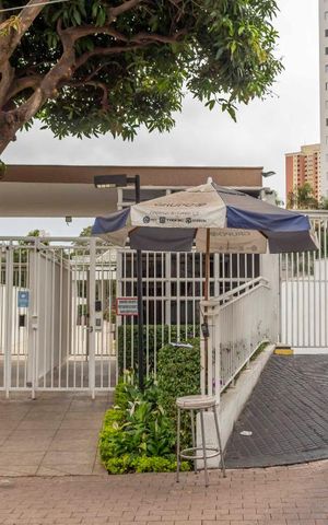 Apartamento à venda com 118m², 3 quartos e 2 vagasFachada