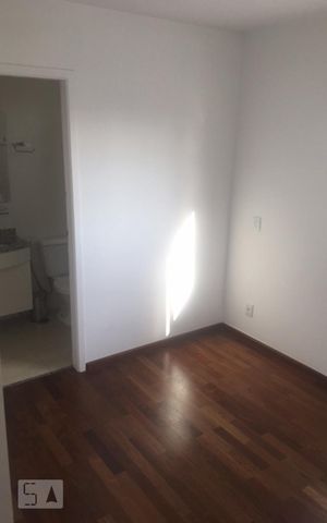 Studio à venda com 63m², 2 quartos e 1 vaga Studio à venda com 63m², 2 quartos e 1 vagaQuarto 1