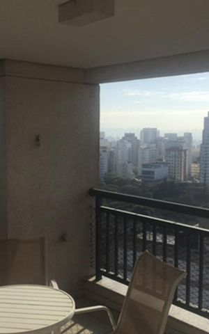 Studio à venda com 63m², 2 quartos e 1 vaga Studio à venda com 63m², 2 quartos e 1 vagaVaranda