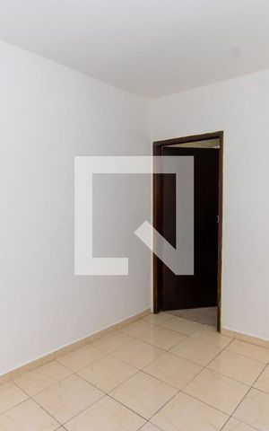 Casa à venda com 80m², 1 quarto e sem vaga Casa à venda com 80m², 1 quarto e sem vagaSala
