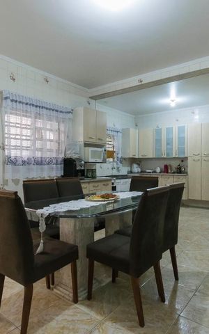 Casa para alugar com 250m², 4 quartos e 4 vagas1o. Andar - Cozinha