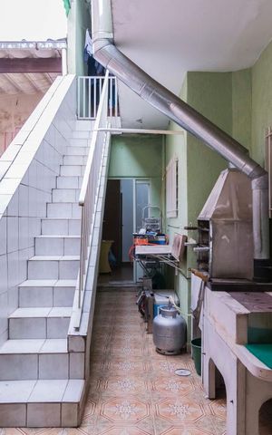 Casa para alugar com 250m², 4 quartos e 4 vagas1o. Andar - Quintal