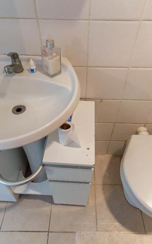 Apartamento à venda com 73m², 3 quartos e 1 vaga Apartamento à venda com 73m², 3 quartos e 1 vagaBanheiro Social