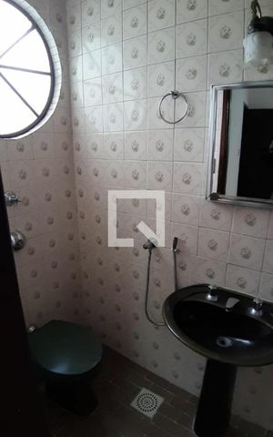 Casa à venda com 155m², 3 quartos e 8 vagas