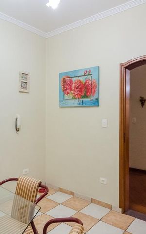 Casa à venda com 250m², 4 quartos e 3 vagas Casa à venda com 250m², 4 quartos e 3 vagasSala de jantar