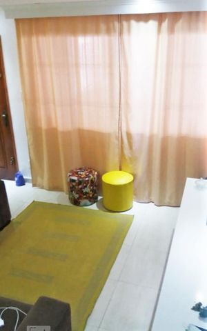Casa à venda com 122m², 3 quartos e 3 vagas Casa à venda com 122m², 3 quartos e 3 vagasSala