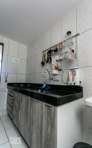 Apartamento à venda com 55m², 2 quartos e 1 vagaCozinha