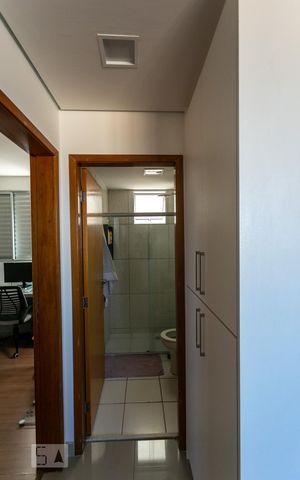 Apartamento à venda com 55m², 2 quartos e 1 vagaCorredor