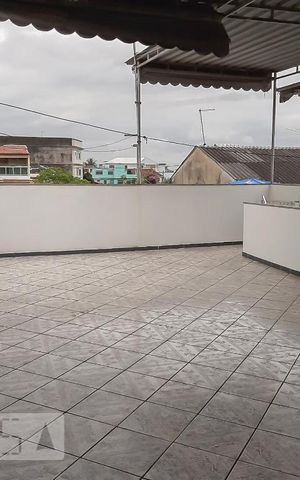 Casa à venda com 198m², 3 quartos e sem vaga Casa à venda com 198m², 3 quartos e sem vagaTerraço