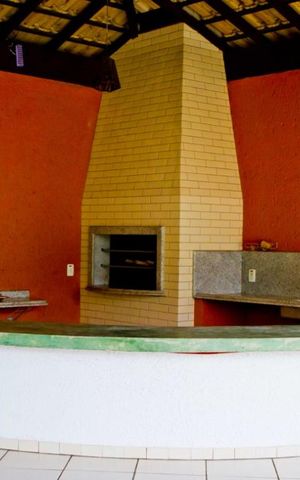 Casa para alugar com 300m², 4 quartos e 8 vagas
