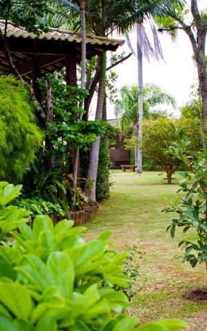 Casa para alugar com 300m², 4 quartos e 8 vagas