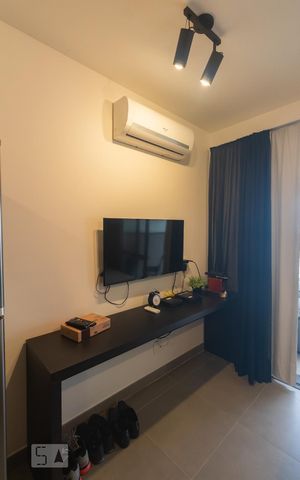 Studio à venda com 30m², 1 quarto e 1 vaga Studio à venda com 30m², 1 quarto e 1 vagaSala/Quarto