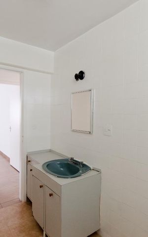 Apartamento à venda com 141m², 3 quartos e 1 vaga Apartamento à venda com 141m², 3 quartos e 1 vagaBanheiro 1