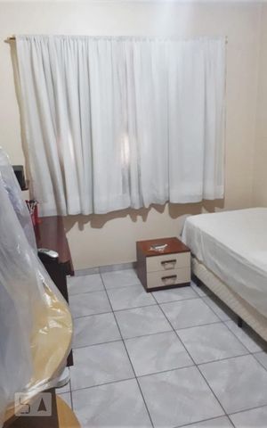Casa à venda com 125m², 3 quartos e 3 vagas Casa à venda com 125m², 3 quartos e 3 vagasQuarto