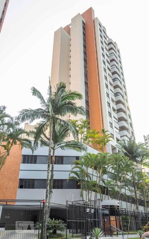 Apartamento à venda com 69m², 2 quartos e 1 vagaFachada