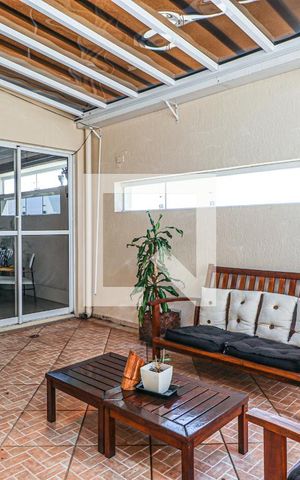 Apartamento à venda com 140m², 2 quartos e 2 vagas