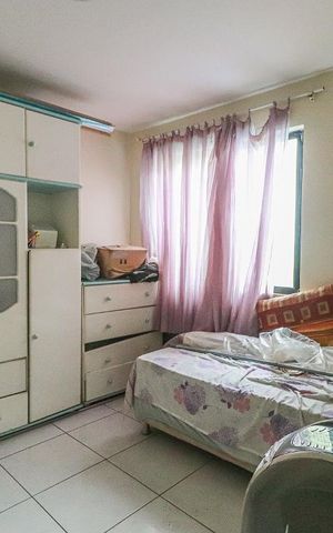 Casa à venda com 360m², 5 quartos e 5 vagas Casa à venda com 360m², 5 quartos e 5 vagasQuarto de Serviço