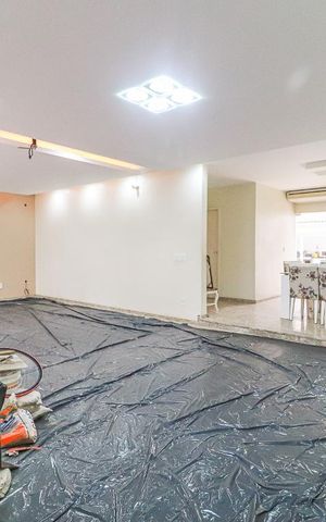 Casa à venda com 360m², 5 quartos e 5 vagas Casa à venda com 360m², 5 quartos e 5 vagasSala
