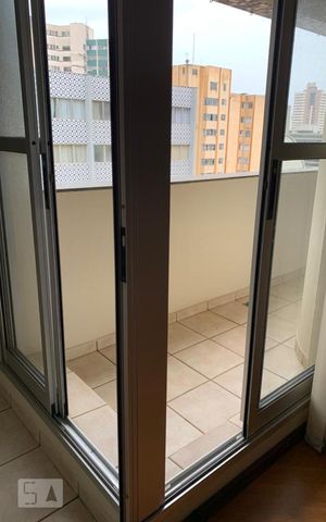 Apartamento para alugar com 46m², 1 quarto e 1 vagaSacada