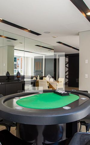 Studio para alugar com 41m², 1 quarto e 1 vaga Studio para alugar com 41m², 1 quarto e 1 vagaÁrea comum - Sala de jogos