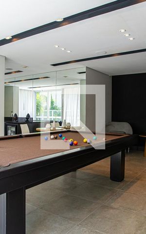Studio para alugar com 41m², 1 quarto e 1 vaga Studio para alugar com 41m², 1 quarto e 1 vagaÁrea comum - Sala de jogos